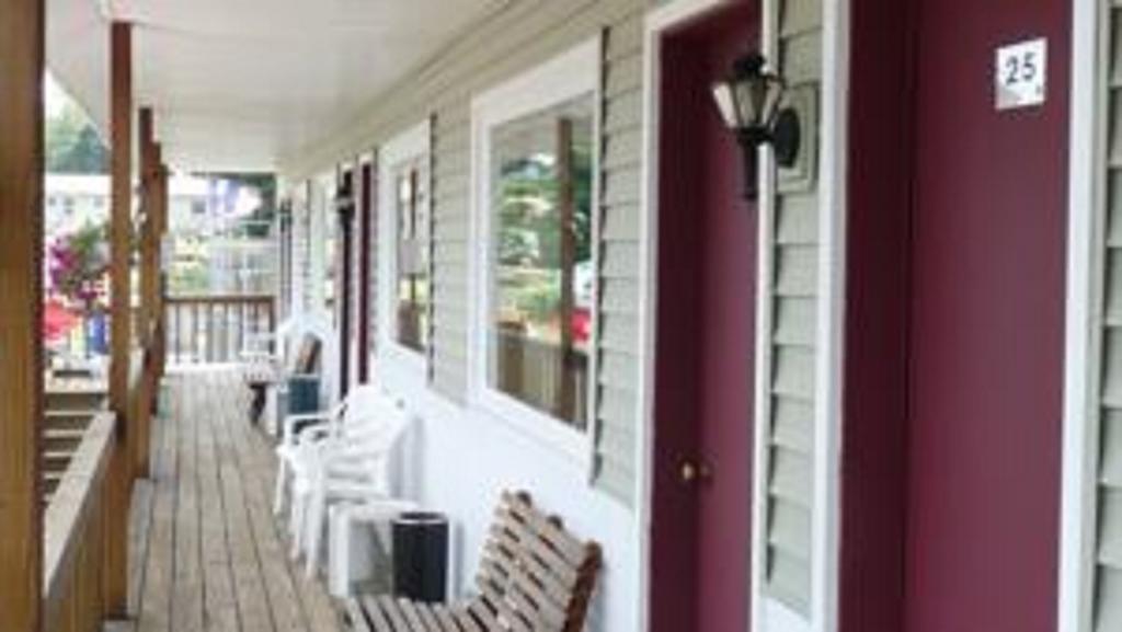 Legacy Inn & Suites Of Lake George Kültér fotó